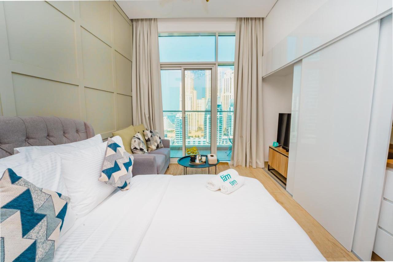 דובאי Fam Living - Marina Marvel - Studio Apartment With Breathtaking Views In Studio One Tower מראה חיצוני תמונה