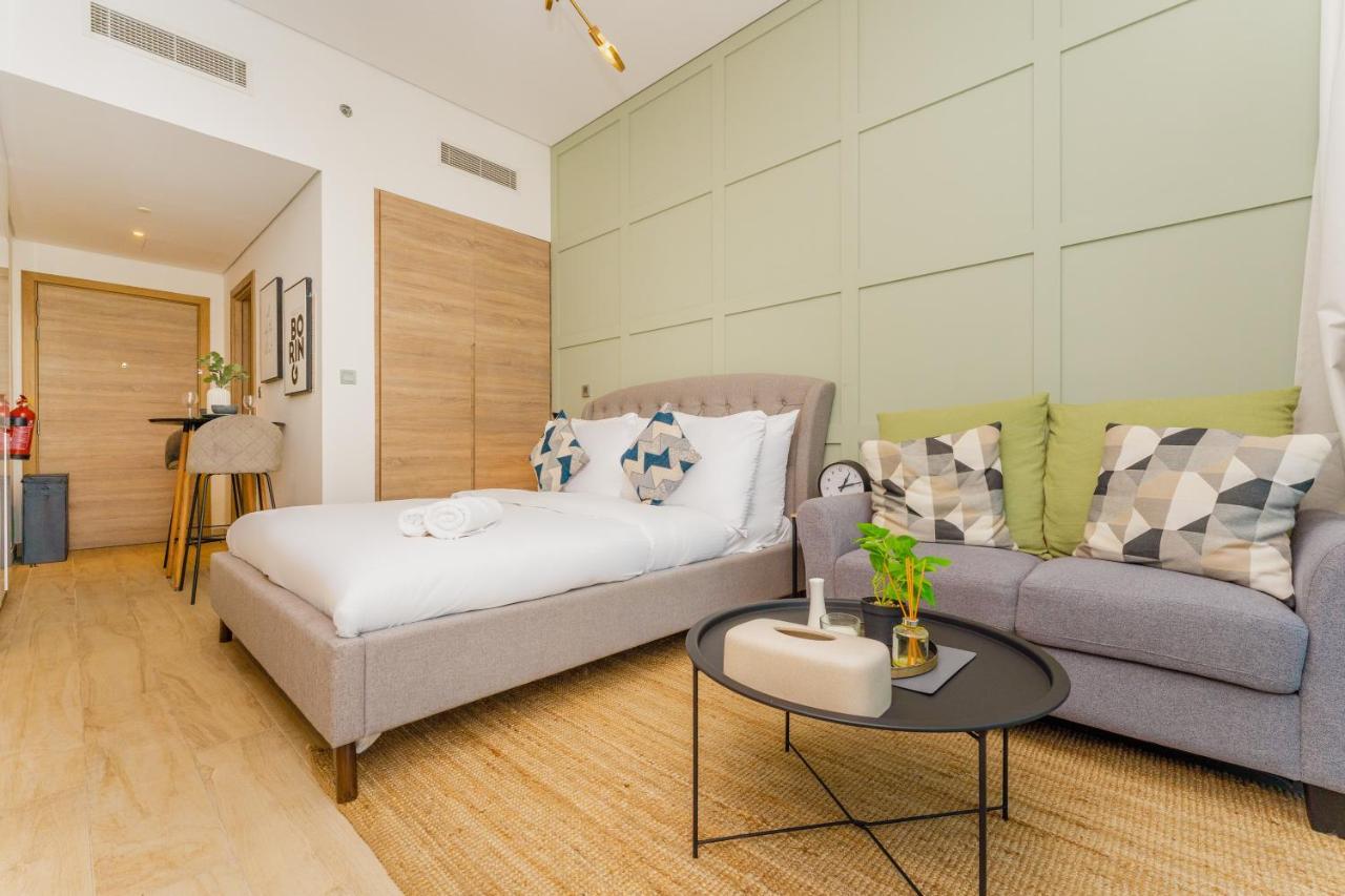 דובאי Fam Living - Marina Marvel - Studio Apartment With Breathtaking Views In Studio One Tower מראה חיצוני תמונה