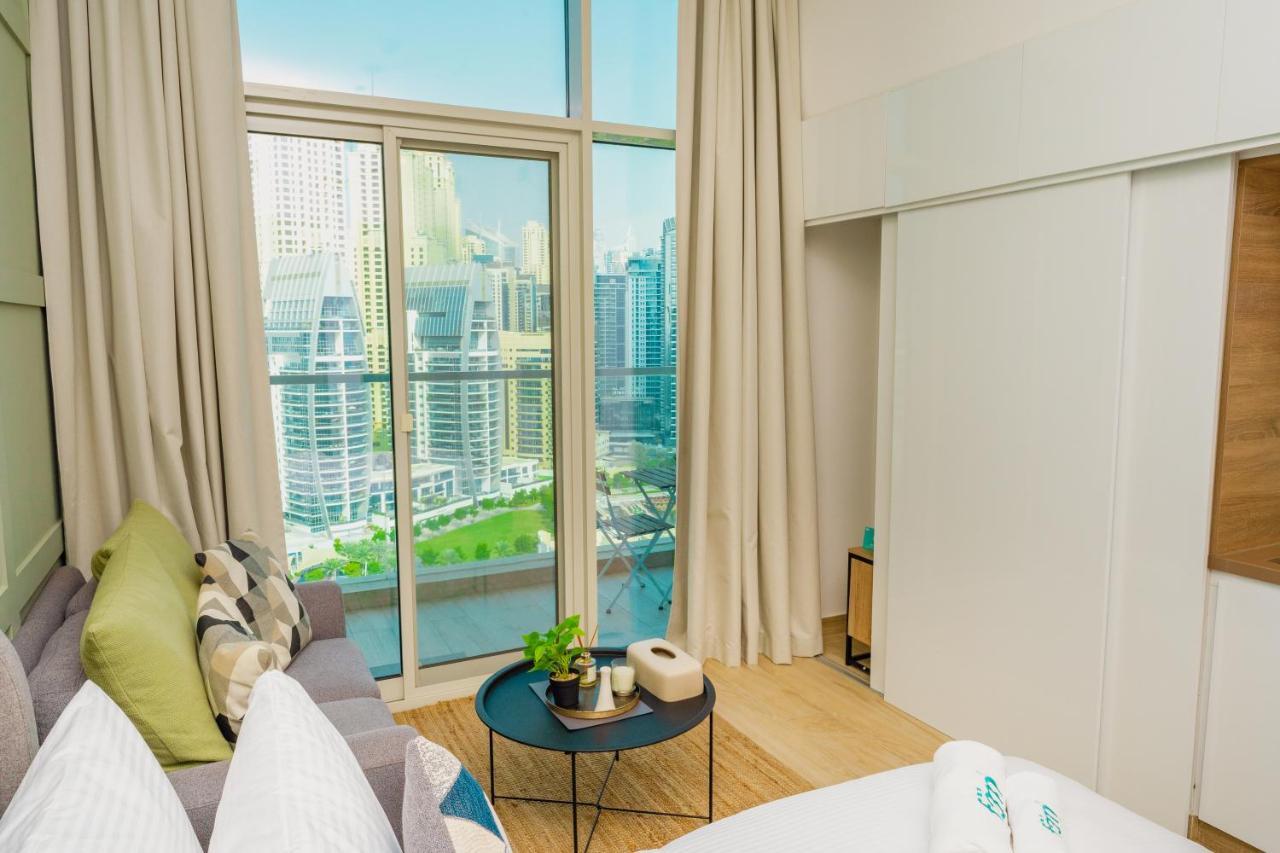 דובאי Fam Living - Marina Marvel - Studio Apartment With Breathtaking Views In Studio One Tower מראה חיצוני תמונה