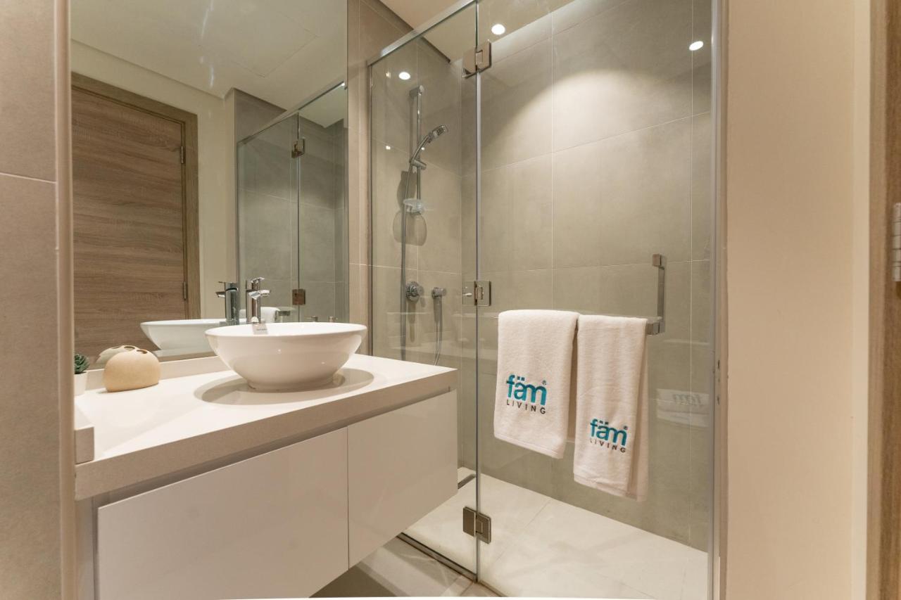 דובאי Fam Living - Marina Marvel - Studio Apartment With Breathtaking Views In Studio One Tower מראה חיצוני תמונה