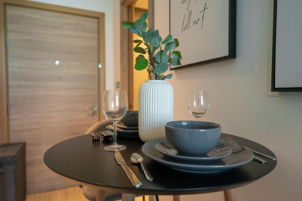 דובאי Fam Living - Marina Marvel - Studio Apartment With Breathtaking Views In Studio One Tower מראה חיצוני תמונה